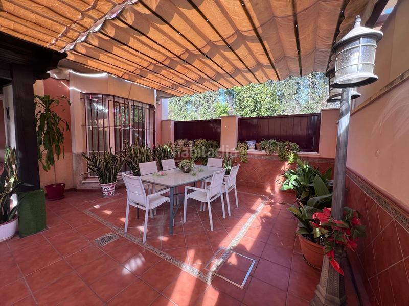 Foto 640b80b3-45cf-4140-9ffd-87380c43db99. Casa bifamiliare con parcheggio in El Arenal - La Pólvora Dos Hermanas