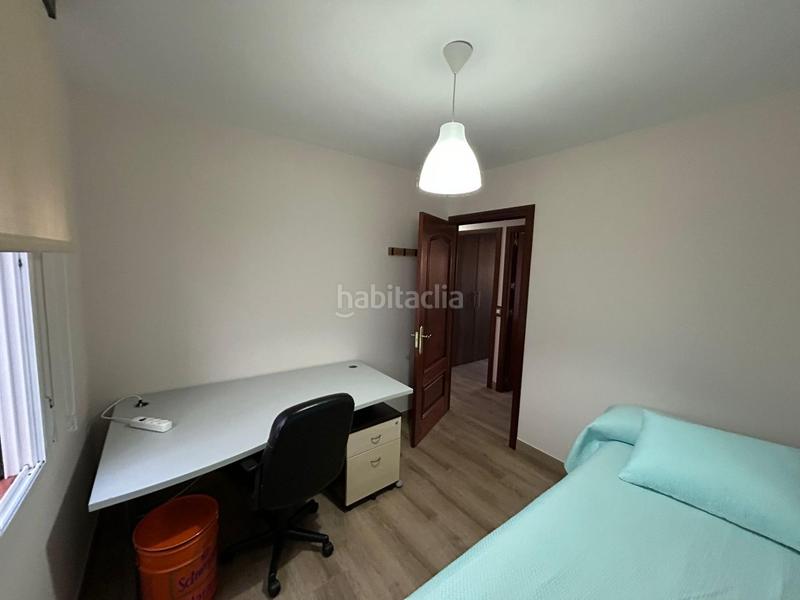 Foto 21bb852b-cf9c-49c5-b2ce-cf9e4d829f3e. Piso en La Paz Alcalá de Guadaira