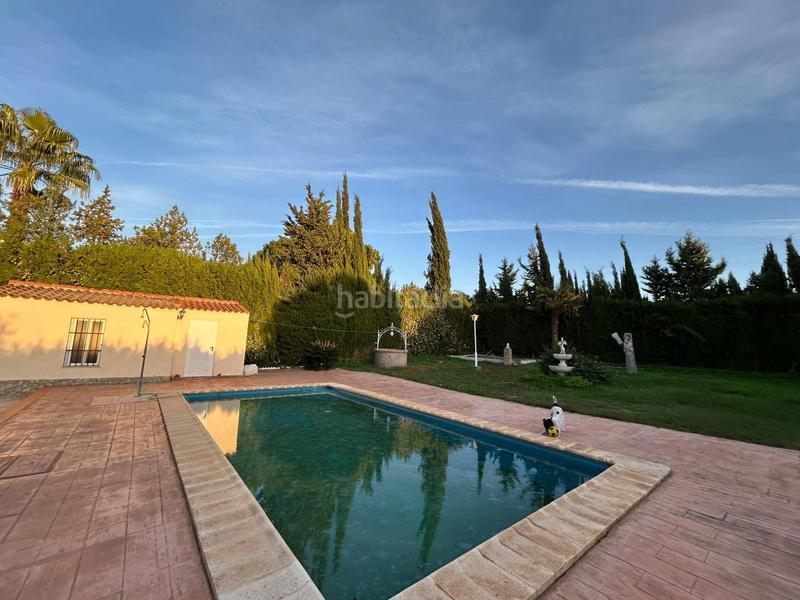 Foto 6b077e79-8d5b-4350-aa7b-32d52ebad7df. Chalet with parking pool in La Paz Alcalá de Guadaira