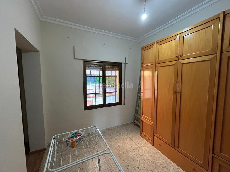 Foto 72e85037-bbc5-4f58-9613-c90d14d56bf5. Chalet avec parking piscine dans La Paz Alcalá de Guadaira