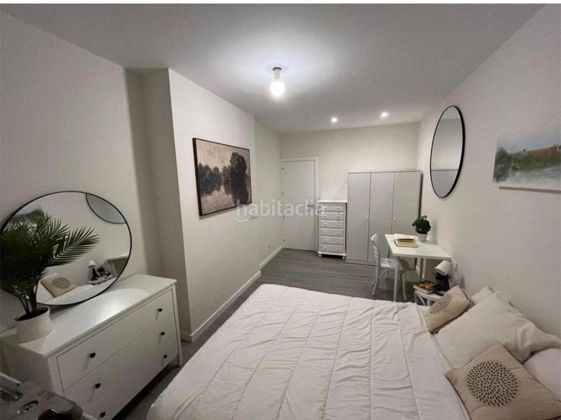 Foto 655524e6-0c5d-4eff-b602-8fdaae481a28. Piso en Barrio del Nervión Sevilla