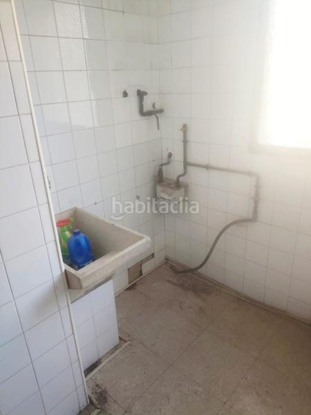 Foto 0e95d6eb-24ce-43a3-a3fb-894c4ead8fe3. Piso en Cruz Roja Sevilla