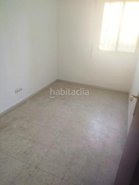 Foto e48cf6ac-b567-423c-9642-653e8253e780. Piso en Cruz Roja Sevilla