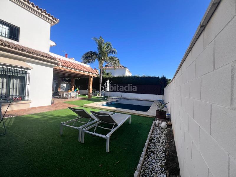 Foto c56437cb-7038-406d-85aa-3e448bc0db4d. Chalet avec parking piscine dans Olivar de Quintos Montequinto