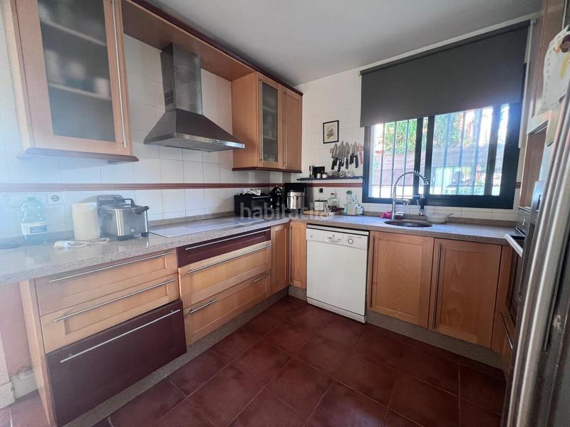 Foto 6fa2d08f-515a-4fbf-87ec-f7b1af12fc2d. Chalet con parcheggio piscina in Olivar de Quintos Montequinto