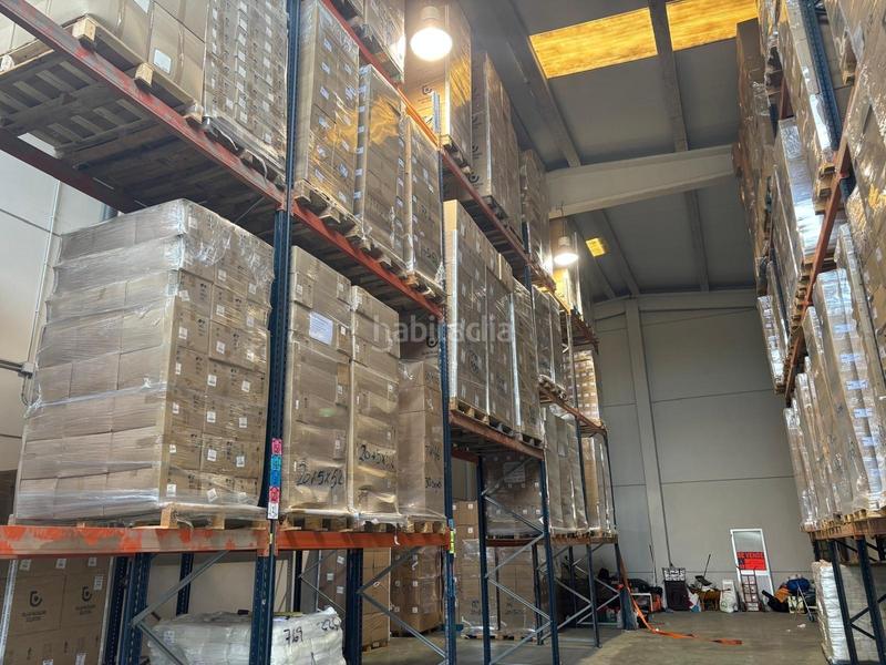 Foto f94b7145-3481-43de-8961-81c2443b8072. Bâtiment à usage industriel dans calle equidad 21 dans Alcalá de Guadaira