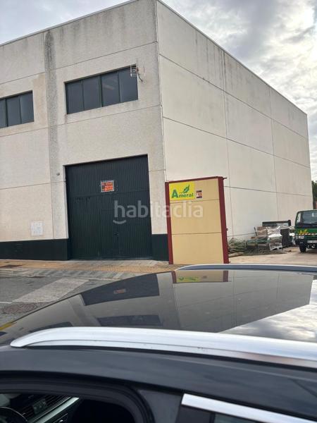 Foto 21fdec86-dc23-45e4-abcd-8f3bb38c014e. Nave industrial en calle equidad 21 en La Paz Alcalá de Guadaira