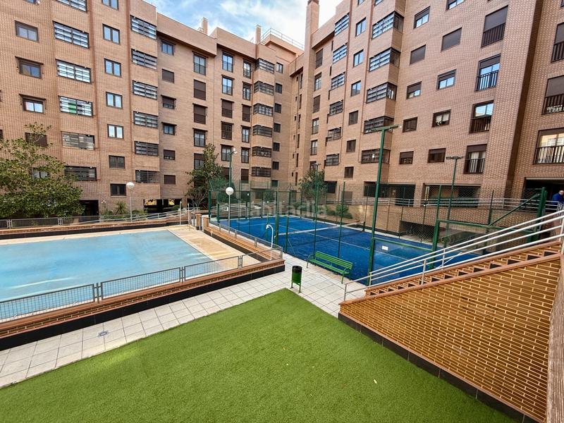 Foto 9985b04b-bffb-4c61-ae5e-0a372d45940e. Appartamento con parcheggio piscina in Sanchinarro Madrid