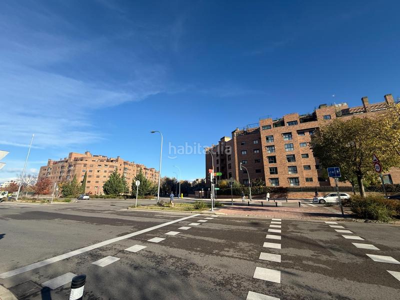 Foto b97fbc2a-2c01-40f0-93fb-6724a02c46a1. Appartamento con parcheggio piscina in Sanchinarro Madrid