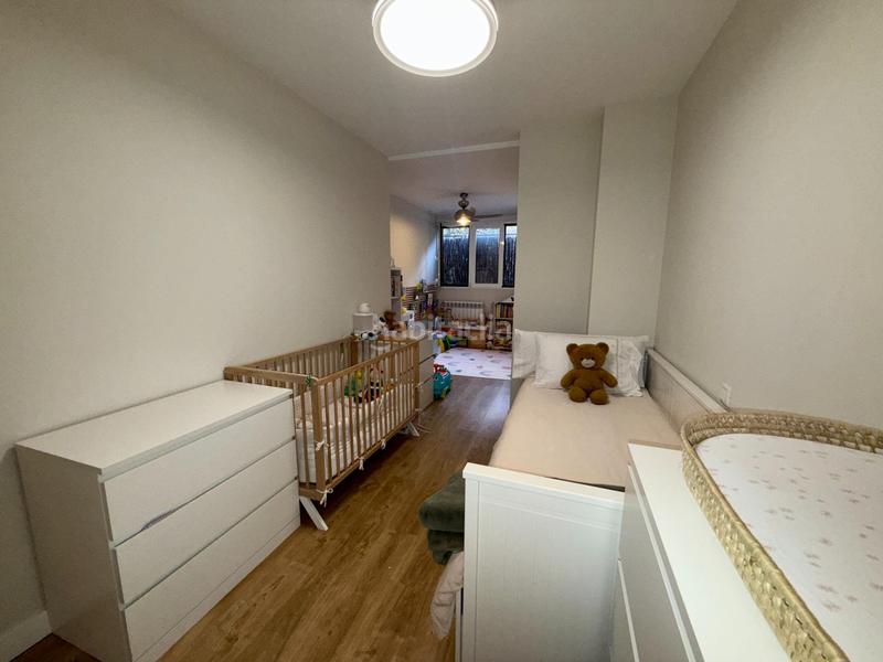 Foto b7420a36-ac51-4a1b-b8d6-bcca2d4da063. Appartement avec parking piscine dans Sanchinarro Madrid