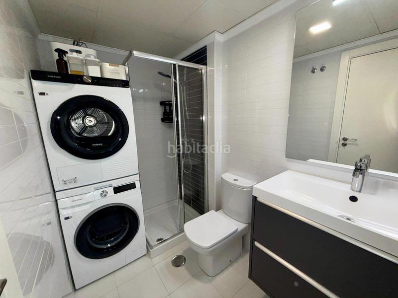 Foto ae3655c0-8daf-47ff-b20e-1e6280770f88. Etagenwohnung mit parking pool in Sanchinarro Madrid