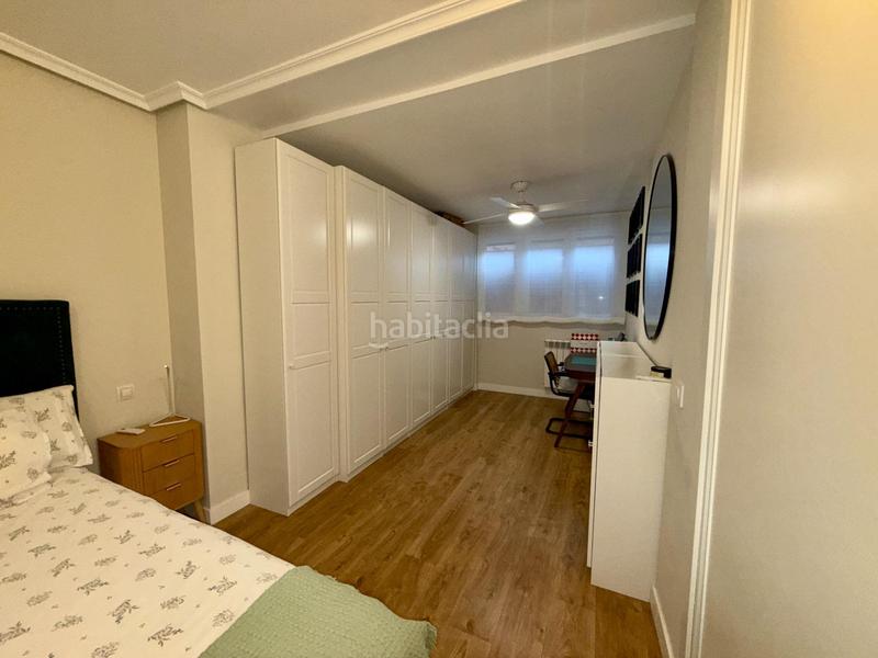 Foto c7b6c8e3-793a-4dad-b296-23eb49ab8e8d. Etagenwohnung mit parking pool in Sanchinarro Madrid