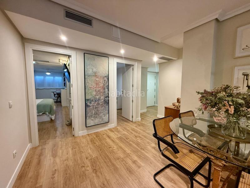 Foto 0104955f-f5e4-473e-8305-5afb267f6794. Flat with parking pool in Sanchinarro Madrid
