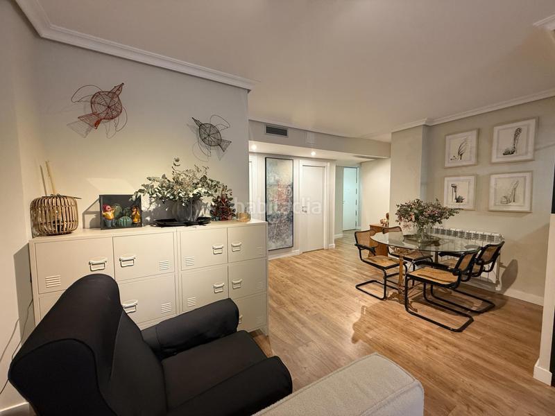 Foto c93d8782-d3cd-4211-b493-b933d1972d78. Flat with parking pool in Sanchinarro Madrid