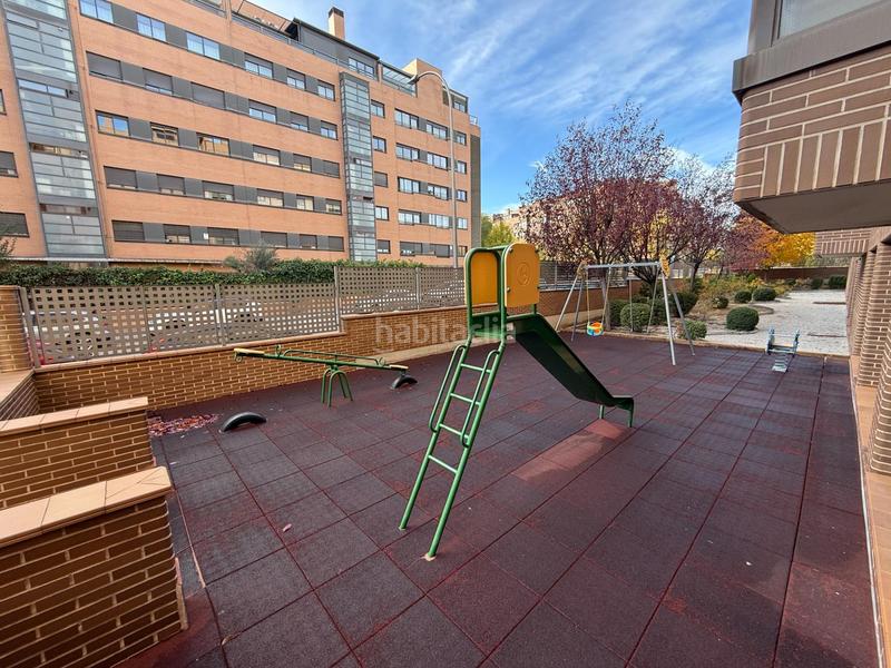 Foto d4fed01a-bda5-4829-9d22-478ec23246b5. Pis amb aparcament piscina a Sanchinarro Madrid