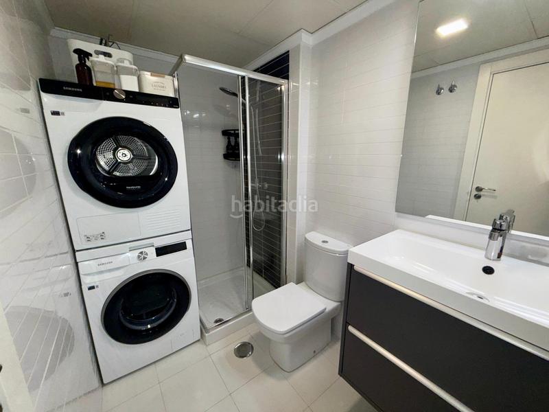 Foto f09d01a4-d36a-4147-81c4-c2689bddb4c8. Pis amb aparcament piscina a Sanchinarro Madrid