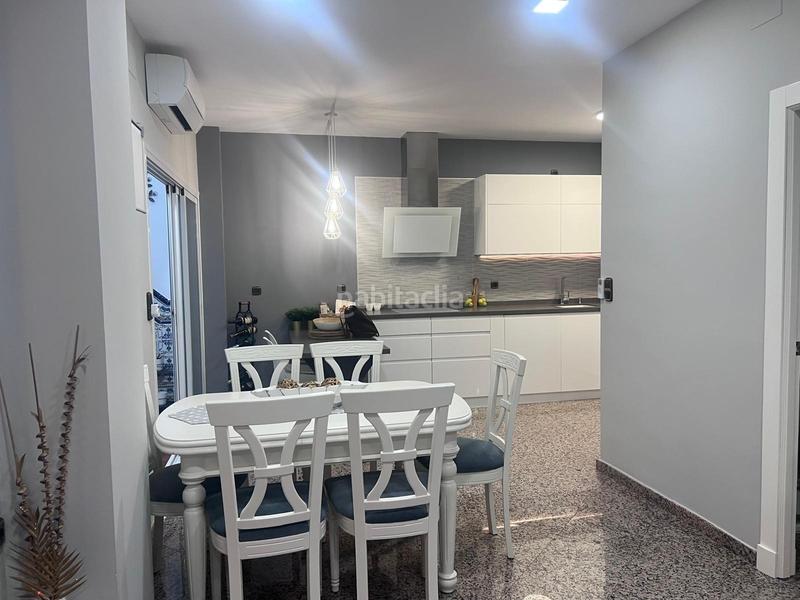 Foto d6b803f3-e2d4-4e6b-a0ff-d965d095b6d4. Casa a La Paz Alcalá de Guadaira