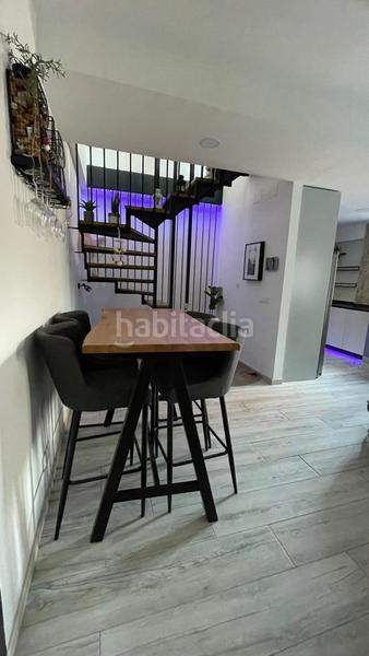 Foto ffd2c3e3-7f54-4a91-817b-75f7a4d3b7aa. Zweistöckige wohnung in El Cerro Sevilla