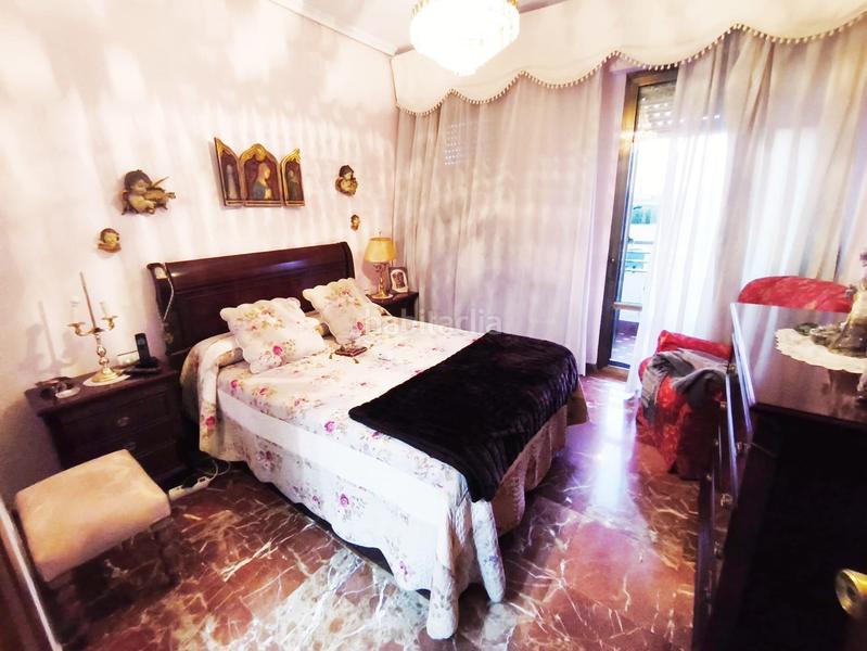 Foto 3c6496f2-665c-45cd-b4fd-6a498eea5a7b. Flat in La Calzada - La Florida Sevilla