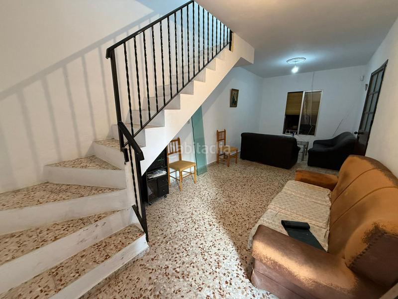 Foto dcefe647-6f7a-4863-bcbb-0c45cdec8db7. Maison jumelée dans Pilas