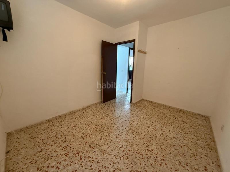 Foto f8a0561d-cfa6-48fd-ae9c-fa9608010e24. Maison jumelée dans Pilas