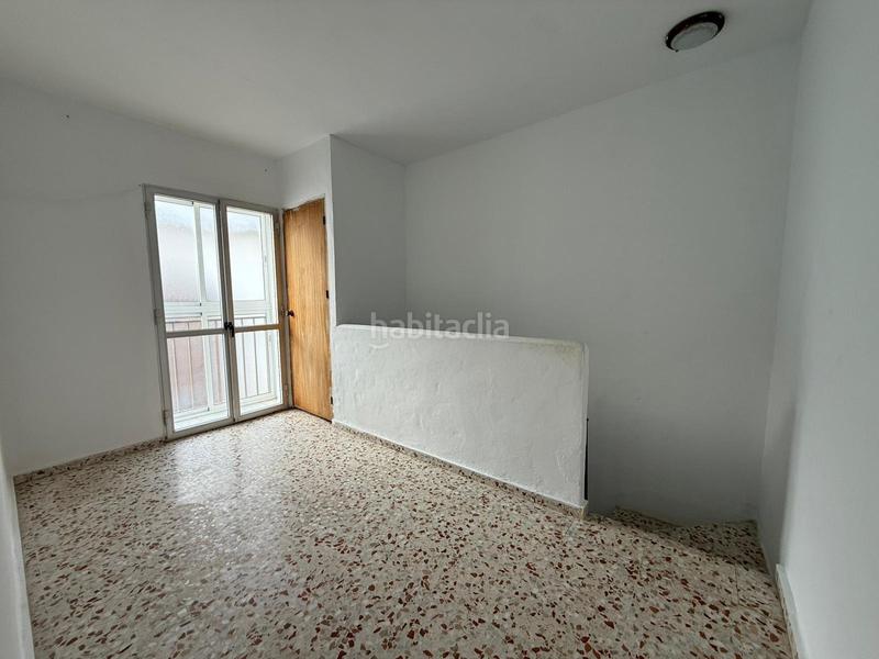 Foto f452af12-07cc-4a00-8fe2-3910264d2299. Semi detached house in Pilas