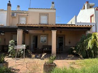 Semi detached house in FELIX RGUEZ DE LA FUENTE