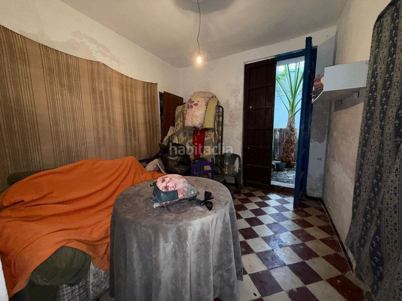 Foto 44beb94d-90b1-4feb-abe2-724556a73300. Casa adossada a Pilas