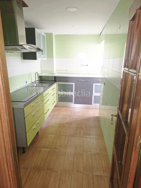 Foto 5dc61943-1e53-4afd-a70d-d1cac8879e2d. Piso en Parque Alcosa Sevilla