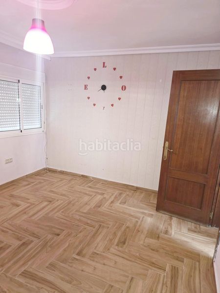 Foto 92057321-015e-4b9e-b098-958bbe5959e0. Piso en Parque Alcosa Sevilla