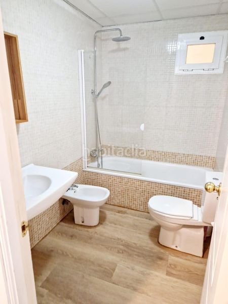 Foto c63e9155-36bc-43de-b03e-3cef96cf1bed. Piso en La Motilla - Fuente del Rey Dos Hermanas