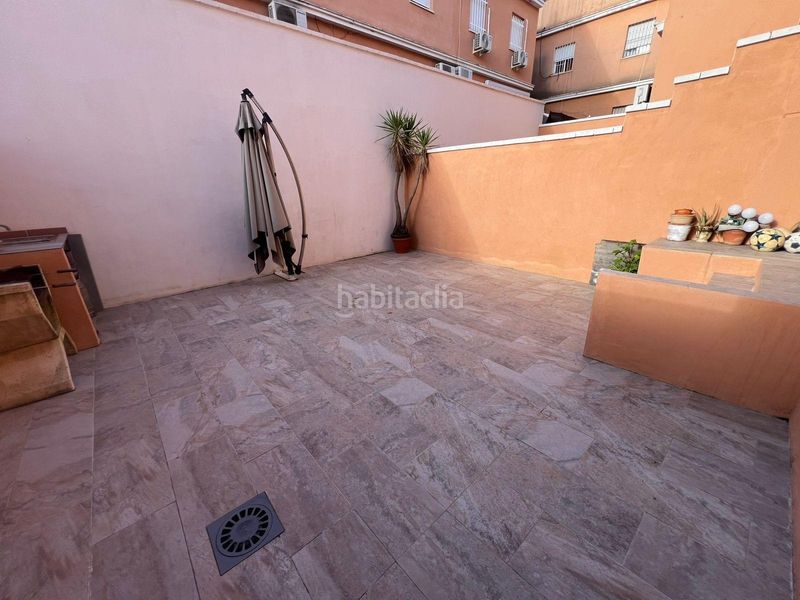 Foto 62b592e4-9b3f-468c-b5a3-06d98c8935fb. Casa adossada amb aparcament a Olivar de Quintos Montequinto