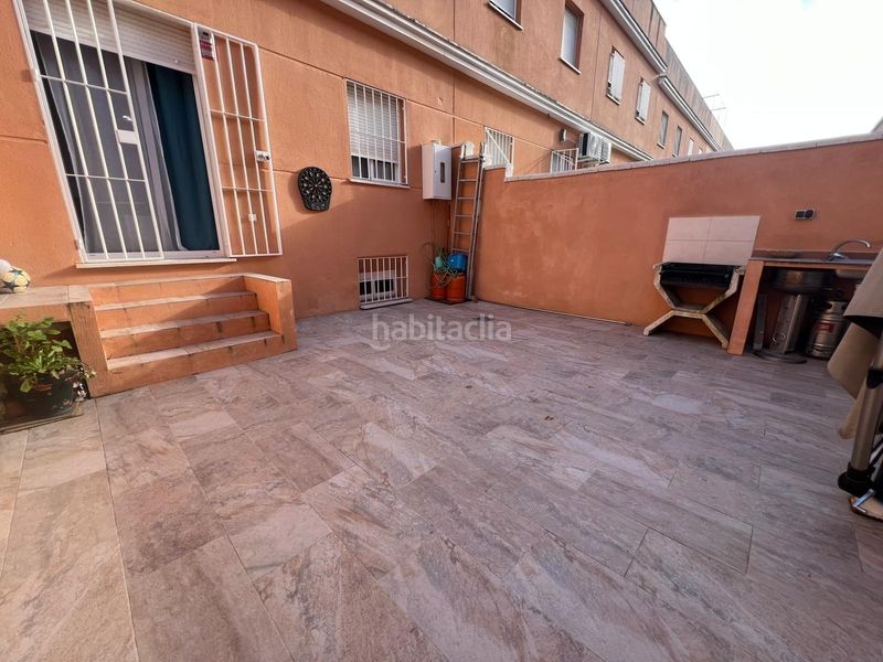 Foto a39a11df-edf7-49a0-b82e-119fc9a29ae0. Casa adossada amb aparcament a Olivar de Quintos Montequinto