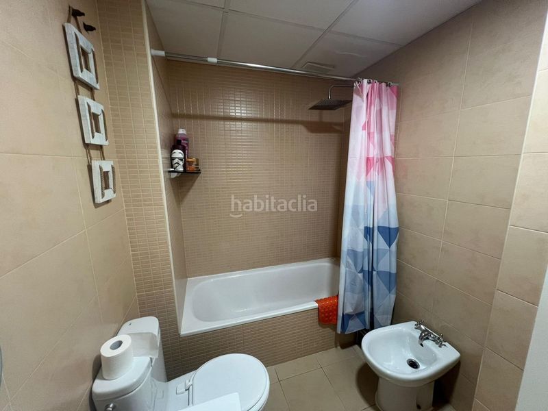 Foto b874bb3e-0cc2-4c2f-a20d-b0b4e08ea76b. Casa adossada amb aparcament a Olivar de Quintos Montequinto