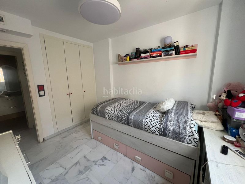 Foto d19ec2d4-3016-4193-93fa-9743b9a0e91f. Casa adossada amb aparcament a Olivar de Quintos Montequinto