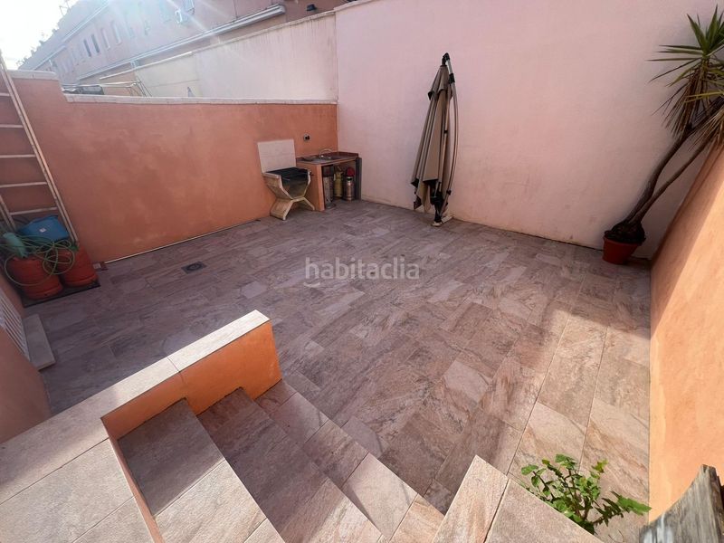 Foto d3a73dc2-495b-4d3f-98f3-d9e0f09b4b0a. Casa adossada amb aparcament a Olivar de Quintos Montequinto