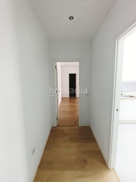 Foto a90d0f85-7c4f-489d-b574-d351d6816c0a. Pis amb aparcament a colores - entreparques Sevilla