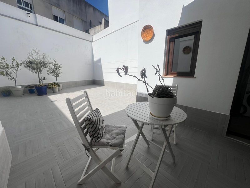 Foto 67f2f2cb-70b3-4594-8ea8-02af7acb5454. Casa adossada a Centro - Doña Mercedes Dos Hermanas