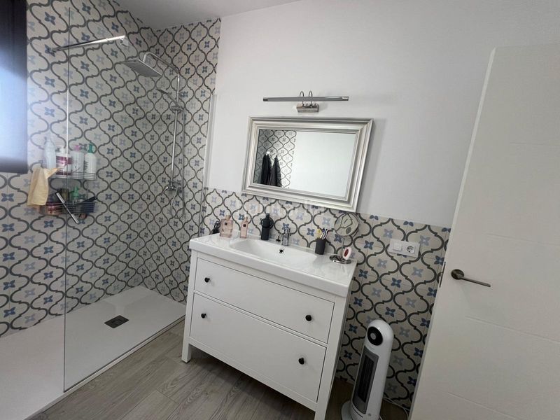 Foto be4f36df-7c20-4ec0-b3fb-0b73504a627d. Casa adossada a Centro - Doña Mercedes Dos Hermanas