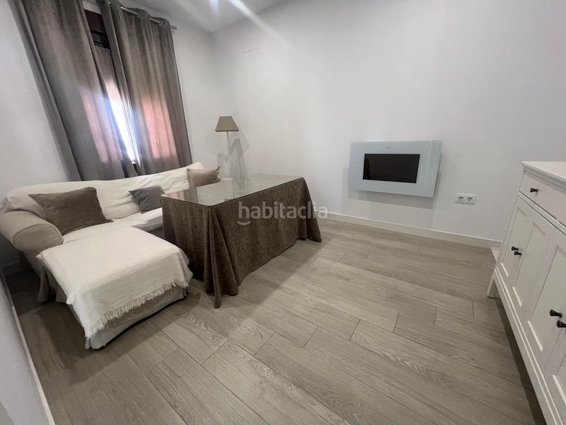 Foto c97470e6-8d17-4575-b9e5-2543fc9fd538. Casa adossada a Centro - Doña Mercedes Dos Hermanas