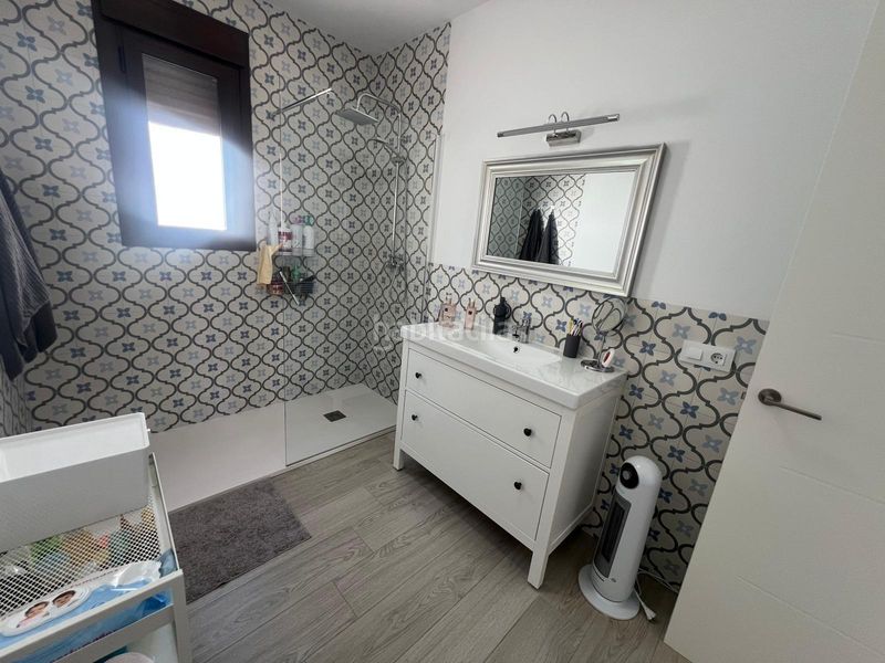 Foto ed4f375c-2d2b-42f4-950b-0ade49c6519e. Casa adossada a Centro - Doña Mercedes Dos Hermanas