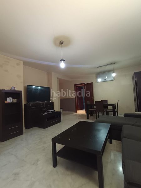 Foto ae7c0b7c-a9ce-4576-833f-c6c2d44e625e. Flat with parking in Algaba (La)
