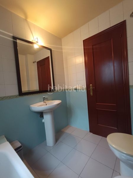 Foto cd59618a-aa8a-4593-b994-822cd941457f. Flat with parking in Algaba (La)