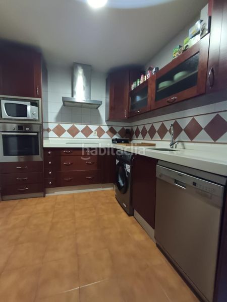 Foto d3b1a3ac-5f92-41c1-93b7-d7bae7ceaa19. Flat with parking in Algaba (La)