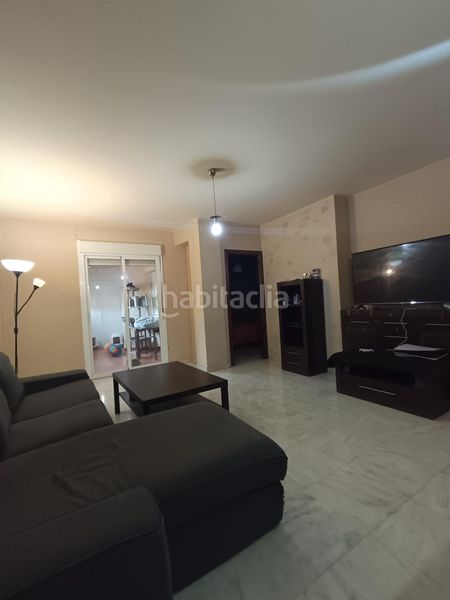 Foto f9fa8ef5-0036-47e3-a4e4-cfc28d9d0e4a. Flat with parking in Algaba (La)