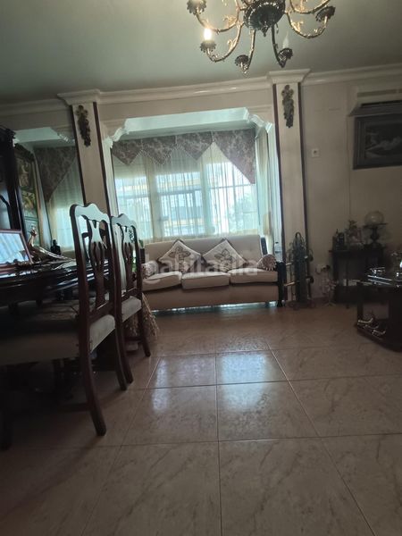 Foto b3afa0da-1e91-4f3c-8409-c98a4517a60d. Pis a Cruz Roja Sevilla