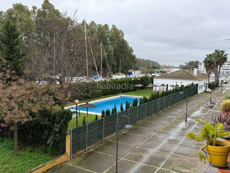 Foto eec3c737-e62c-4823-839f-39ced60f2156. Piso en Gelves