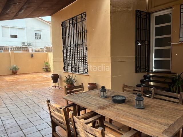 Foto 0add59f8-c3c9-4b99-84e8-c2c76b98e2cc. Casa adossada amb aparcament a colores - entreparques Sevilla