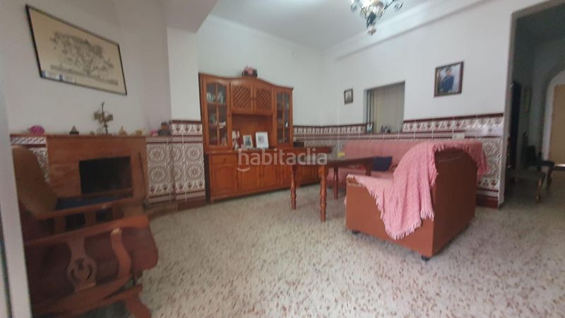 Foto 015bee96-1cad-4766-b8a6-2b735ba06a35. Casa adossada a Pilas