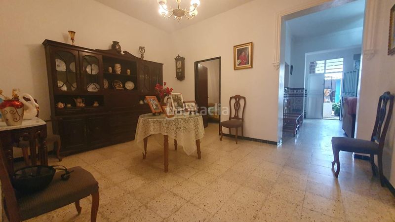 Foto 127858a3-9485-4cc3-8617-3072b5ffa9ab. Casa adossada a Pilas
